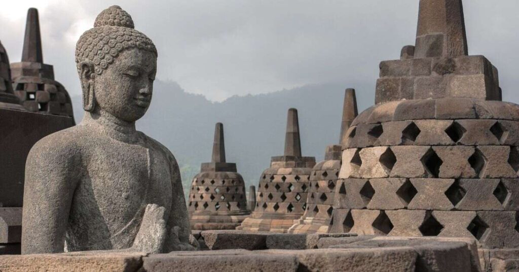 30 World's Best Ancient Ruins to See Once in Your Life 7